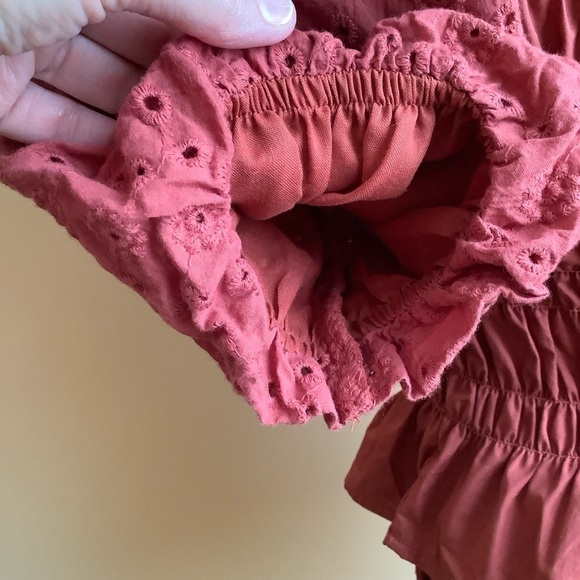 MEXX 2-Piece Smocked Peplum Eyelet Puff Sleeve Shorts Set Size M - Picture 9 of 16